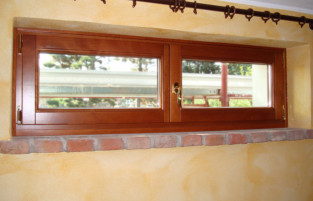 Serramenti in legno - Finestra WG 90 Eko